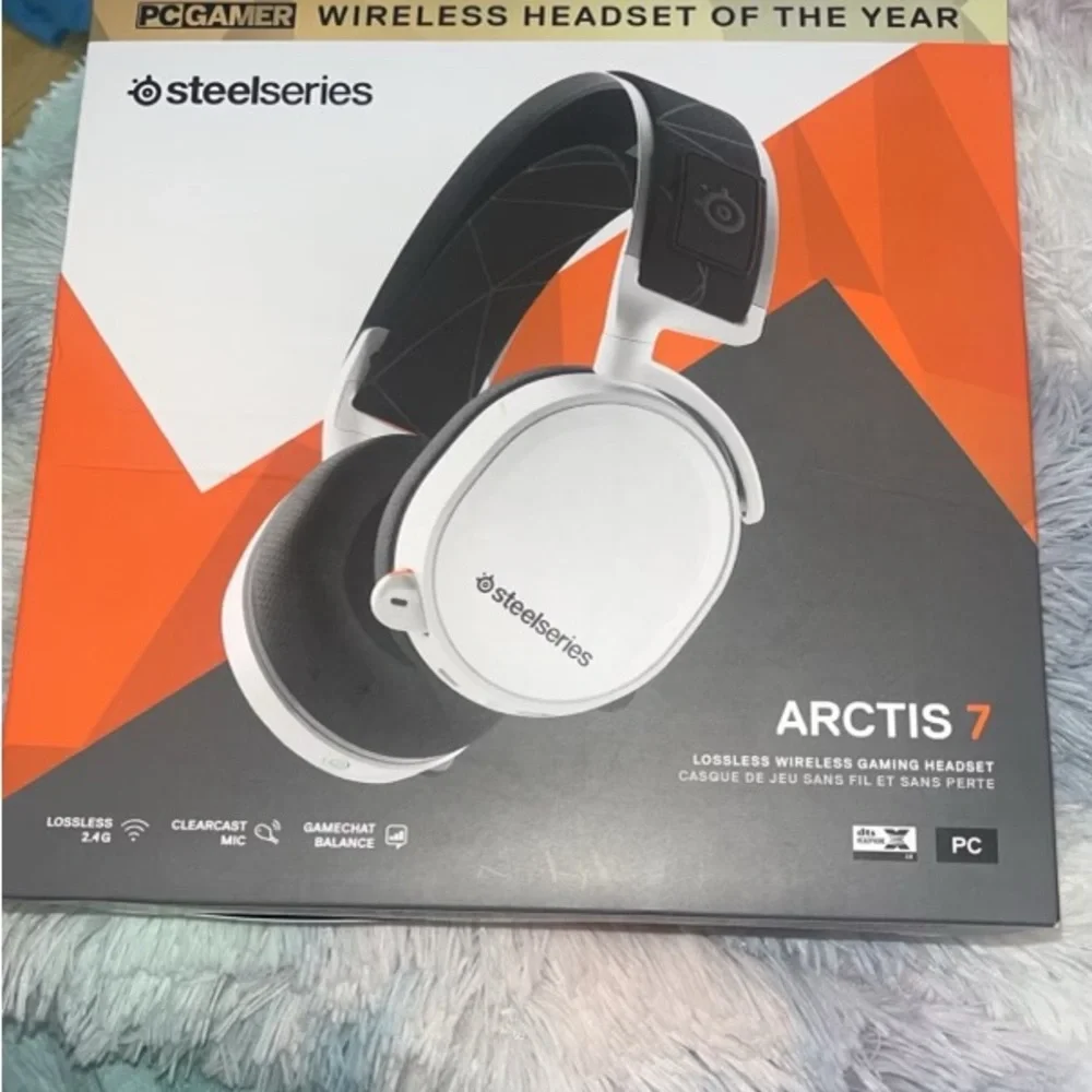 Steel Sereis Artic 7s BRAND NEW!